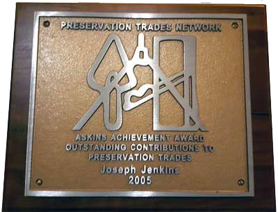 Joe Jenkins receives the 2005 Askins Achievement Award.